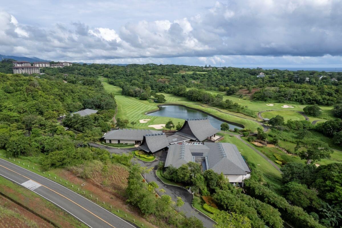 Anvaya Cove Golf & Sports Club editorial view 2